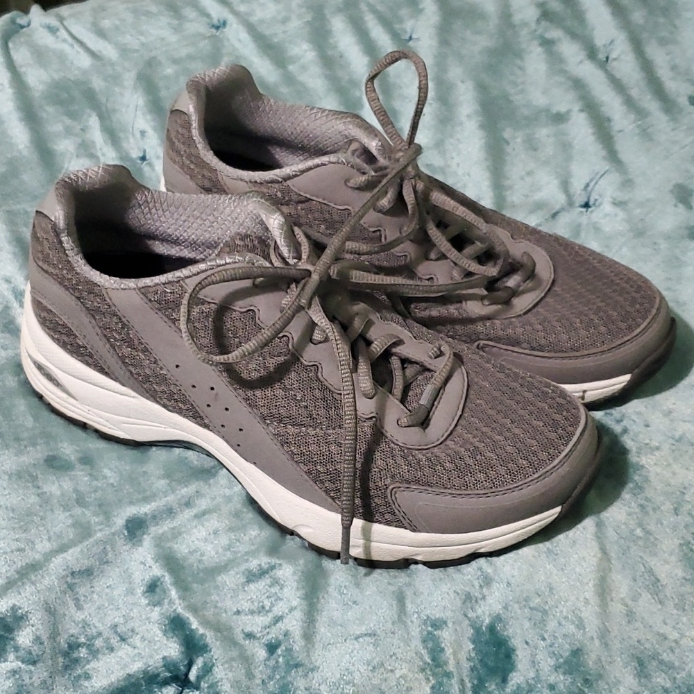 Abeo Petra footsmart gray ortho sneaker